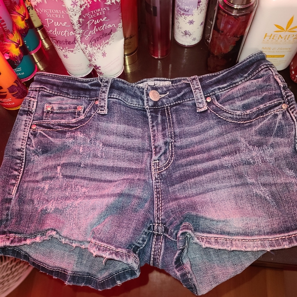 Daytime Shorts